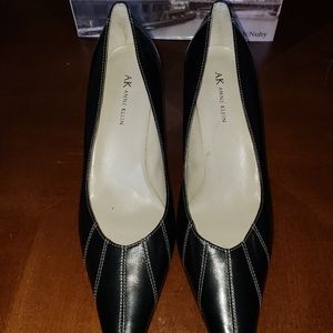 Anne Klein Black leather heels